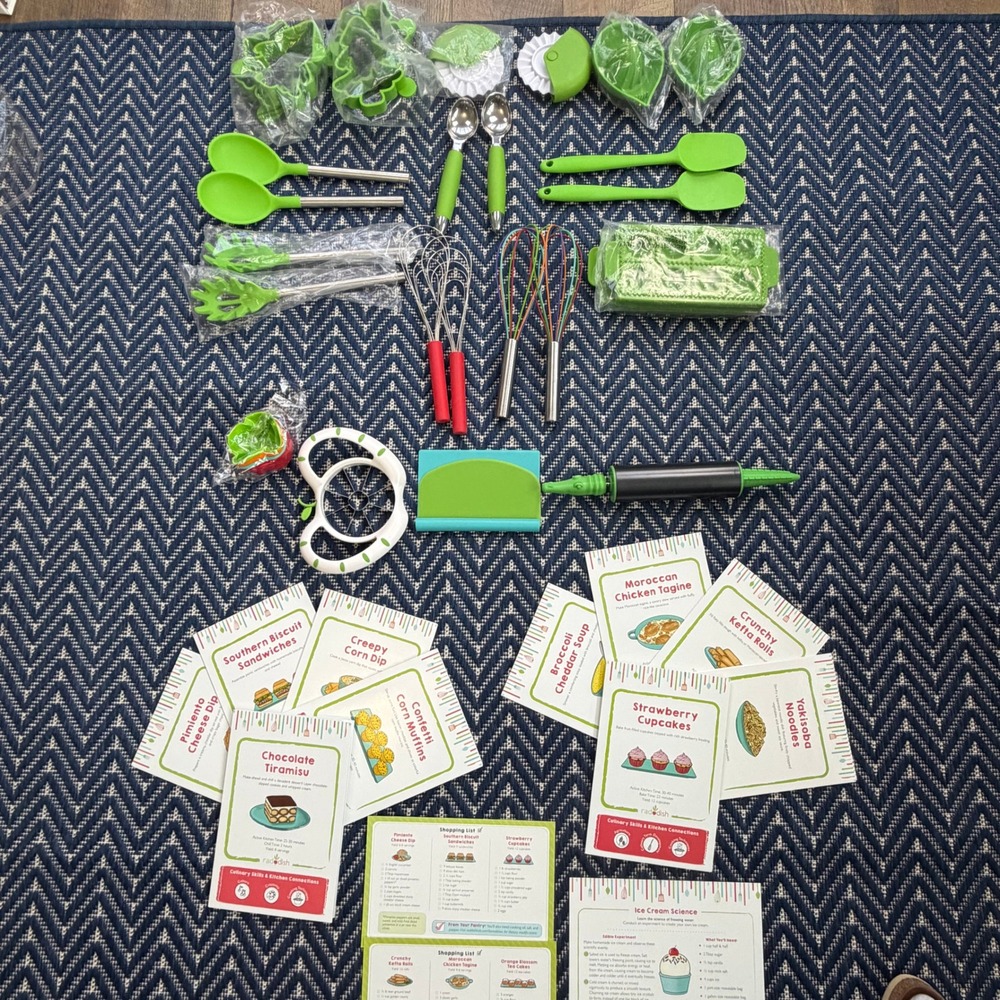 Raddish Kids Cooking Kitchen Tools Recipe Cards Set Kids OS Green Multi